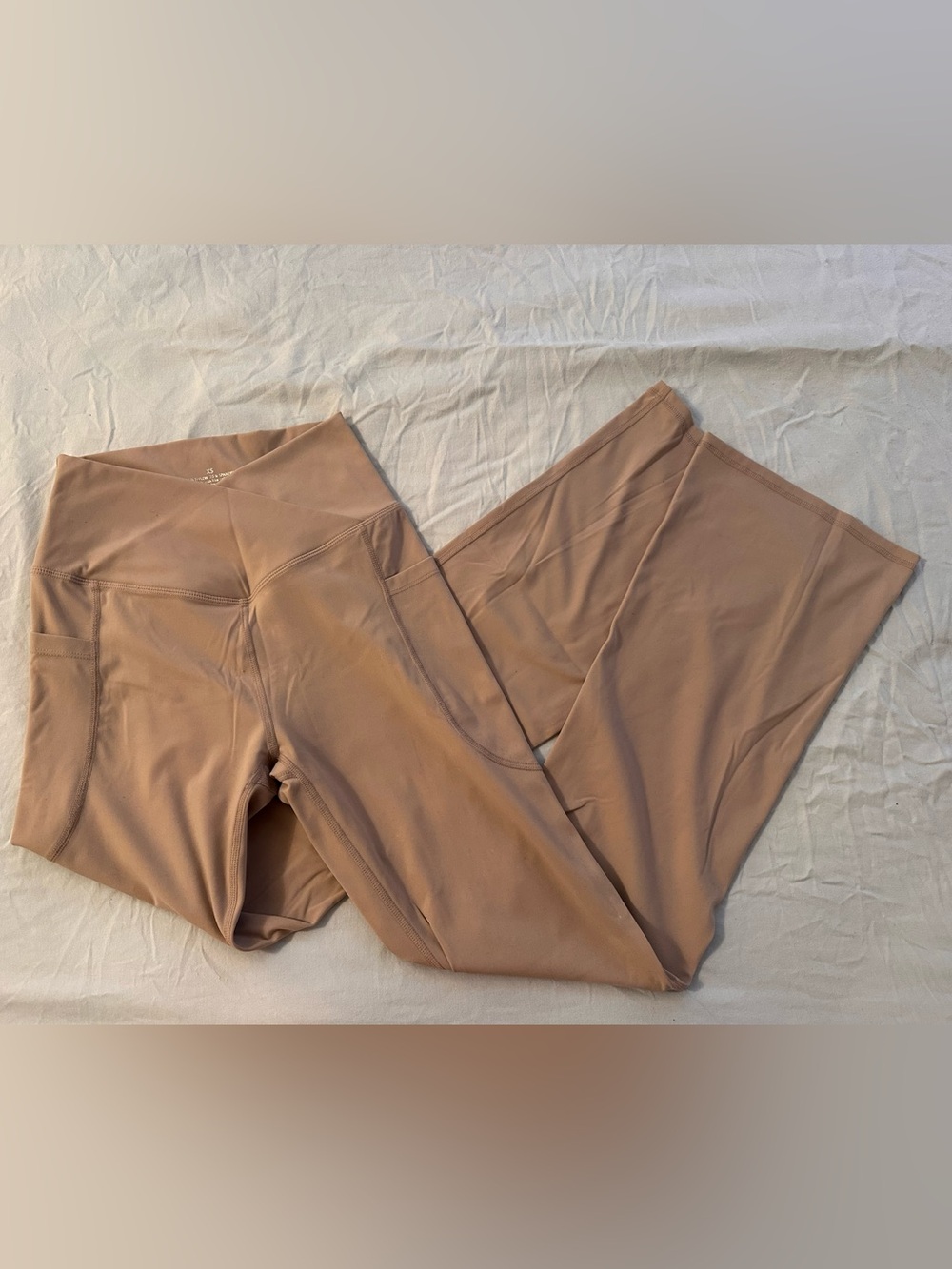 Flare Crossed High-Waist Sculpting Leggings in Taupe